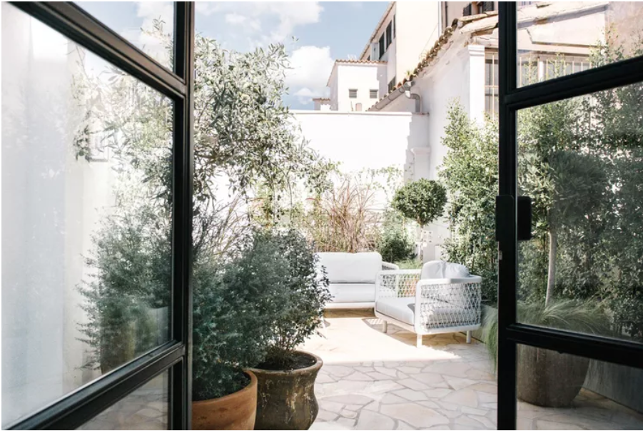 Country Garden Design Guide: Create a Natural and Tranquil Outdoor Sanctuary